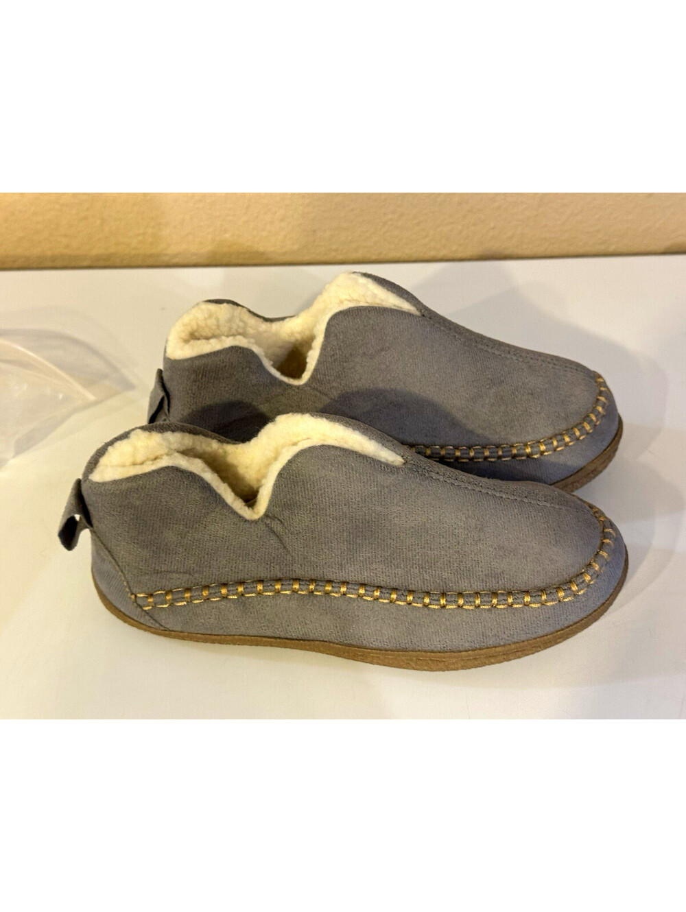 Womens Gray Slipper Booties Size 7 US 38 EU Plush Lined Slip On House Shoes